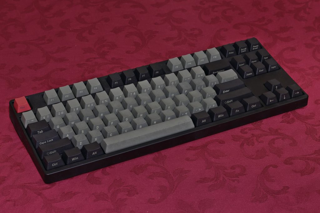 Cooler Master QuickFire Stealth with PBT Keycaps